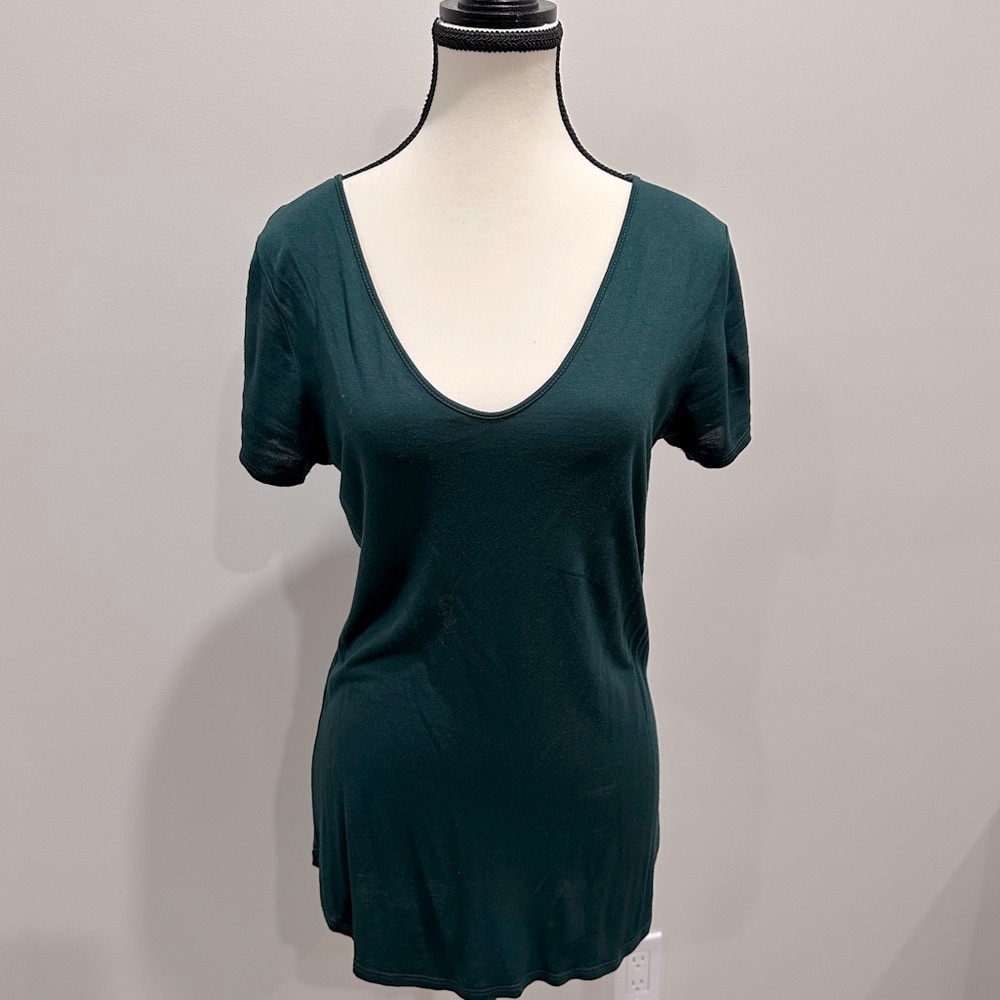 Forest Green Scoop Neck Tee – Size Large